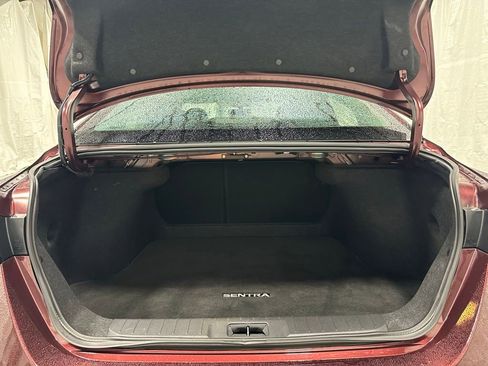 Used 2025 Nissan Sentra SV image 46