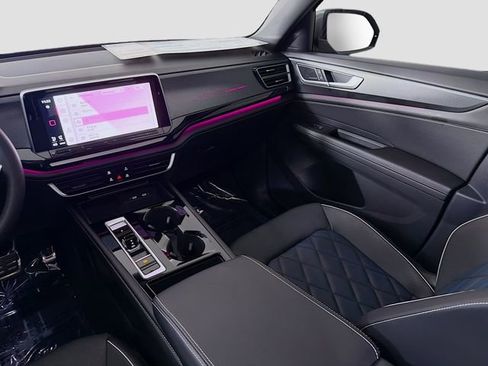 New 2026 Volkswagen Atlas Cross Sport SEL Premium R-Line image 26