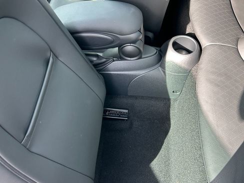 Used 2023 MINI Cooper S w/ Signature Upholstery Package image 31