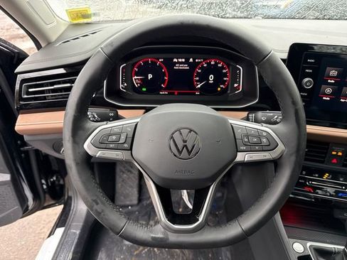 New 2026 Volkswagen Jetta SEL image 11