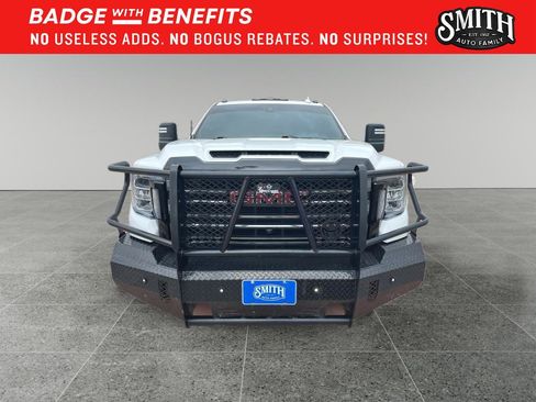 Used 2023 GMC Sierra 2500 AT4 w/ AT4 Premium Plus Package AWD/4WD image 8