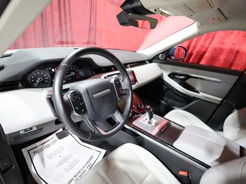 Used 2020 Land Rover Range Rover Evoque S image 12