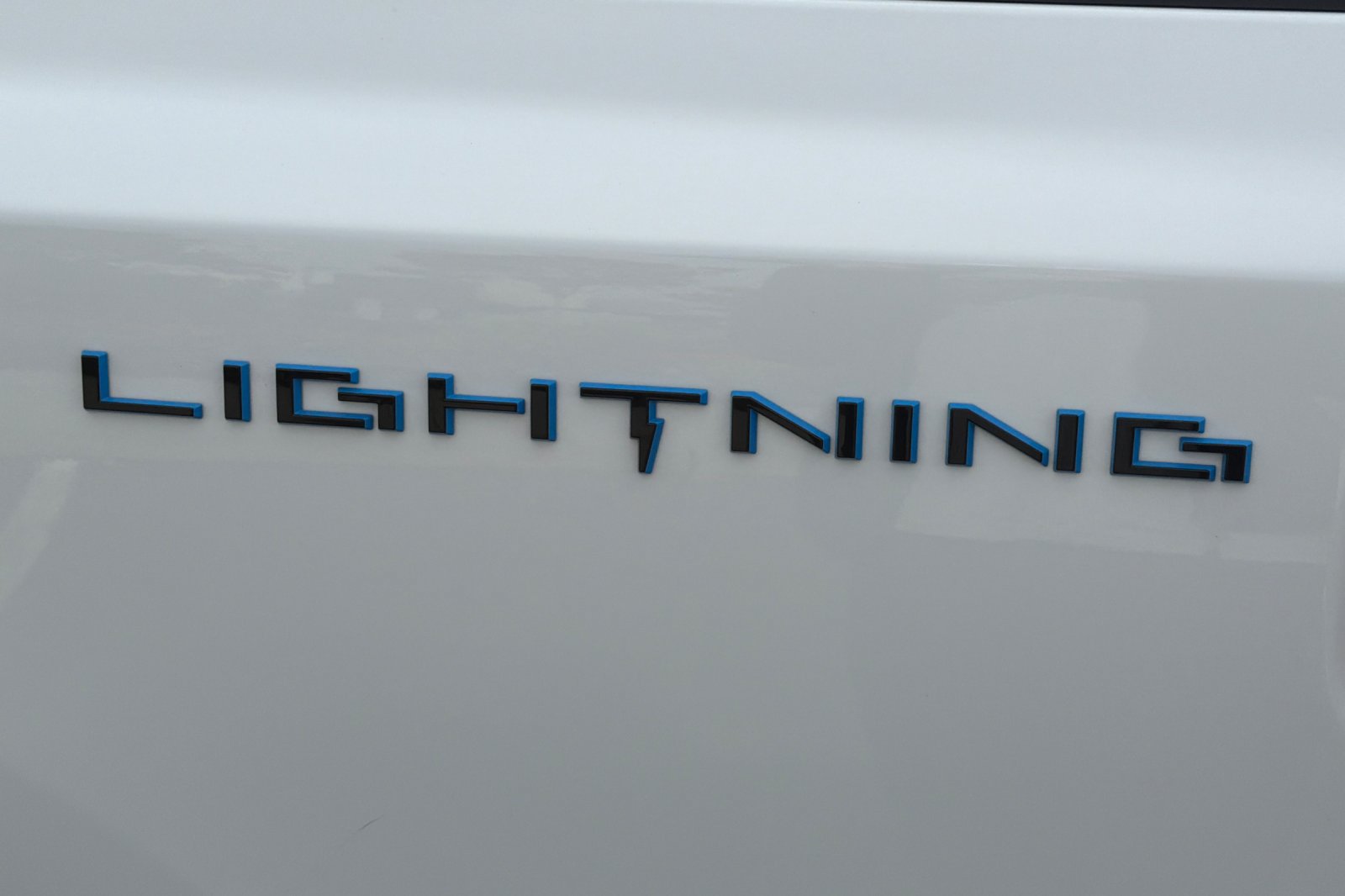 Used 2023 Ford F150 Lightning Pro AWD/4WD image 13