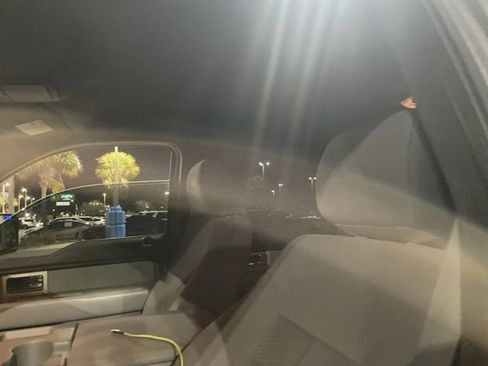 Used 2011 Ford F150 XLT w/ XLT Chrome Pkg image 11