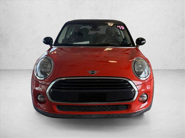 Used 2019 MINI Cooper 2-Door Hardtop FWD image 2