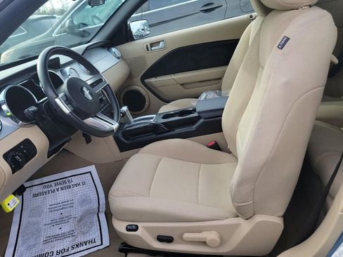 Used 2008 Ford Mustang Premium image 6