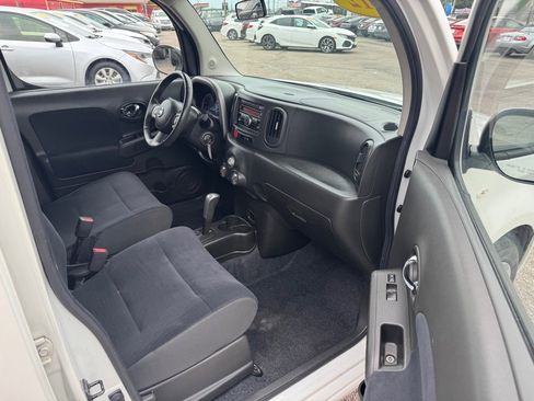 Used 2012 Nissan Cube 1.8 S w/ Interior Designer Pkg image 8