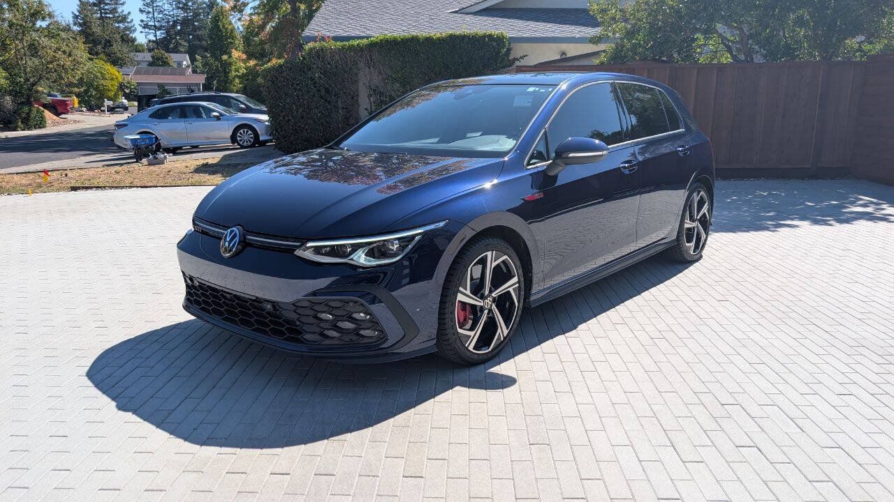 Used 2024 Volkswagen GTI SE FWD image 11