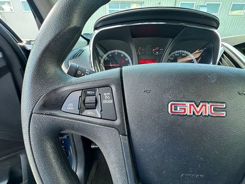 Used 2017 GMC Terrain SLE AWD/4WD image 28
