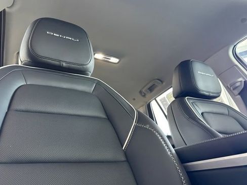 New 2026 GMC Terrain Denali w/ LPO, Floor Liner Package image 19