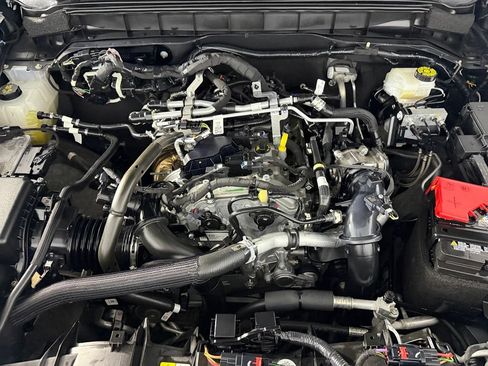 Used 2025 Ford Bronco Big Bend AWD/4WD image 35
