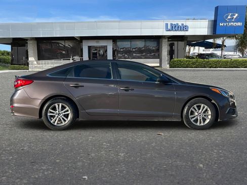 Used 2017 Hyundai Sonata SE image 8