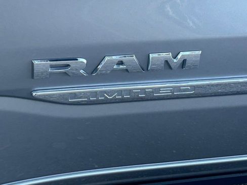Used 2022 RAM 1500 Limited w/ Body Color Bumper Group image 17
