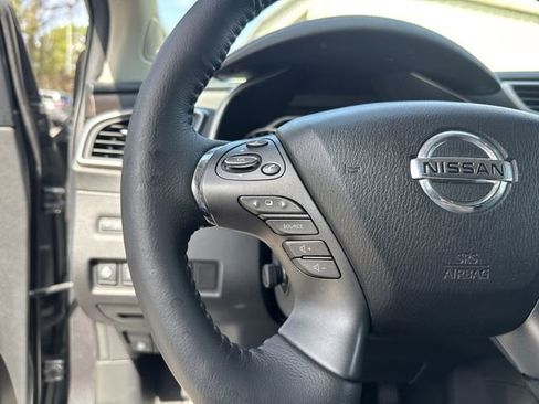 Used 2019 Nissan Murano Platinum image 17