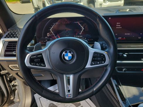 Used 2023 BMW X7 M60i w/ Executive Package AWD/4WD image 30