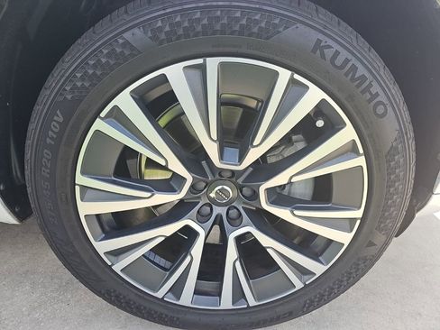 Used 2020 Volvo XC90 T6 Momentum w/ Protection Package Premier AWD/4WD image 20