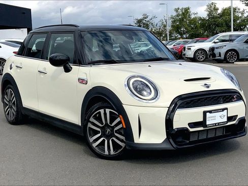 Certified 2023 MINI Cooper S image 33