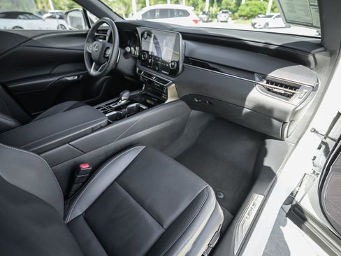 Used 2023 Lexus RX 350 Premium image 39