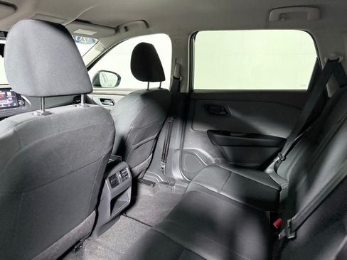 Used 2023 Nissan Rogue S AWD/4WD image 21