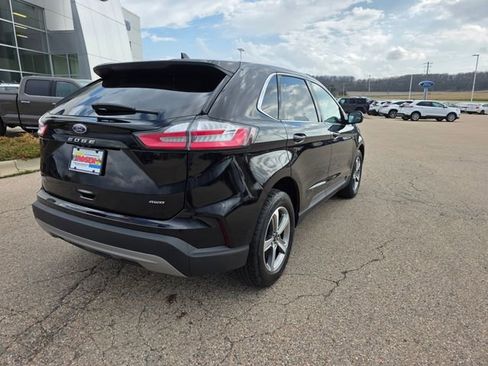 Used 2024 Ford Edge SEL w/ Convenience Package image 29