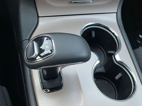 Used 2015 Jeep Grand Cherokee Laredo w/ Quick Order Package 23E AWD/4WD image 14