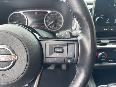 Used 2022 Nissan Pathfinder SL image 13