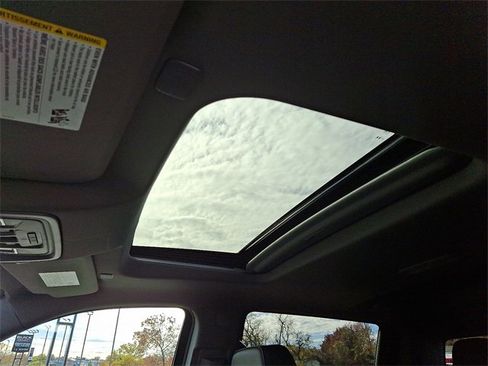 New 2026 GMC Sierra 1500 Denali image 10