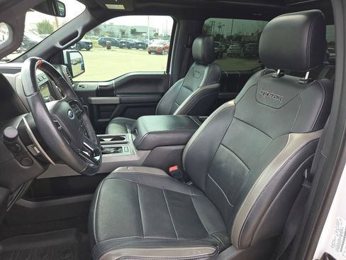 Used 2018 Ford F150 Raptor w/ Equipment Group 802A Luxury image 23