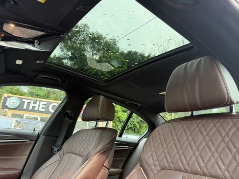 Used 2018 BMW 530e RWD image 27