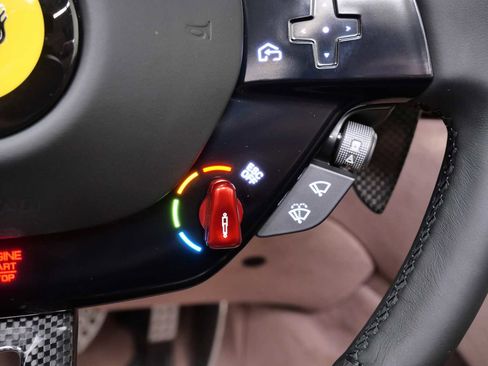 Certified 2025 Ferrari Roma image 32