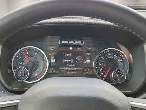 Used 2024 RAM 2500 Laramie w/ Safety Group AWD/4WD image 18