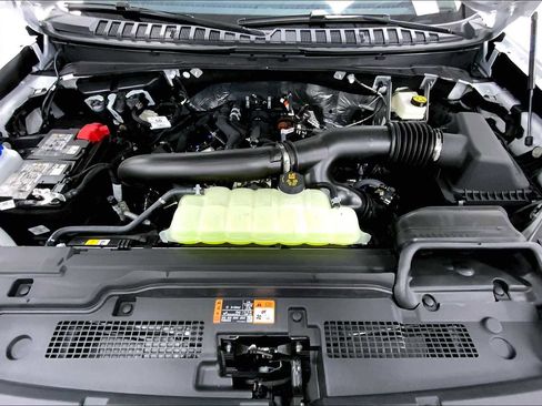 New 2025 Ford Expedition Max Active image 16