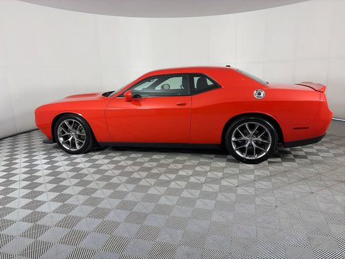 Used 2022 Dodge Challenger GT RWD image 4