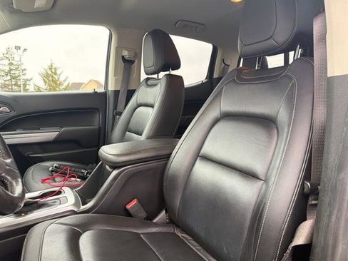 Used 2020 Chevrolet Colorado LT w/ Luxury Package image 36