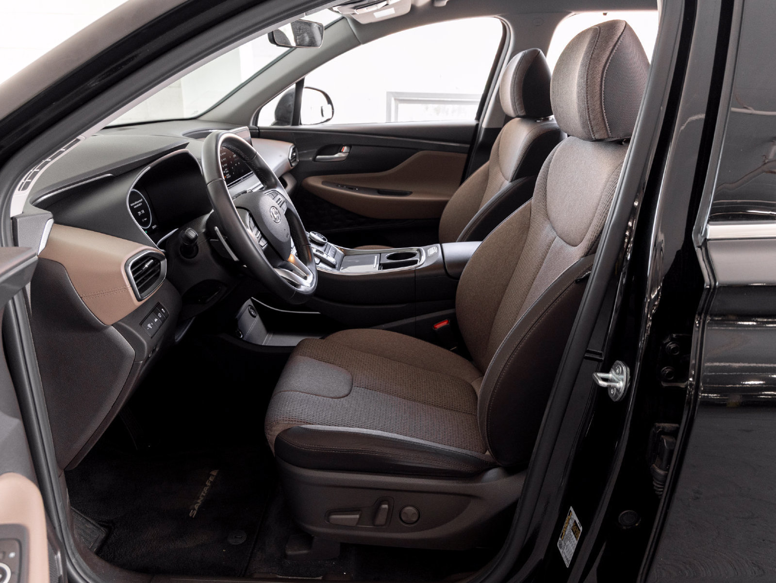 Used 2023 Hyundai Santa Fe SEL Convenience AWD/4WD image 11