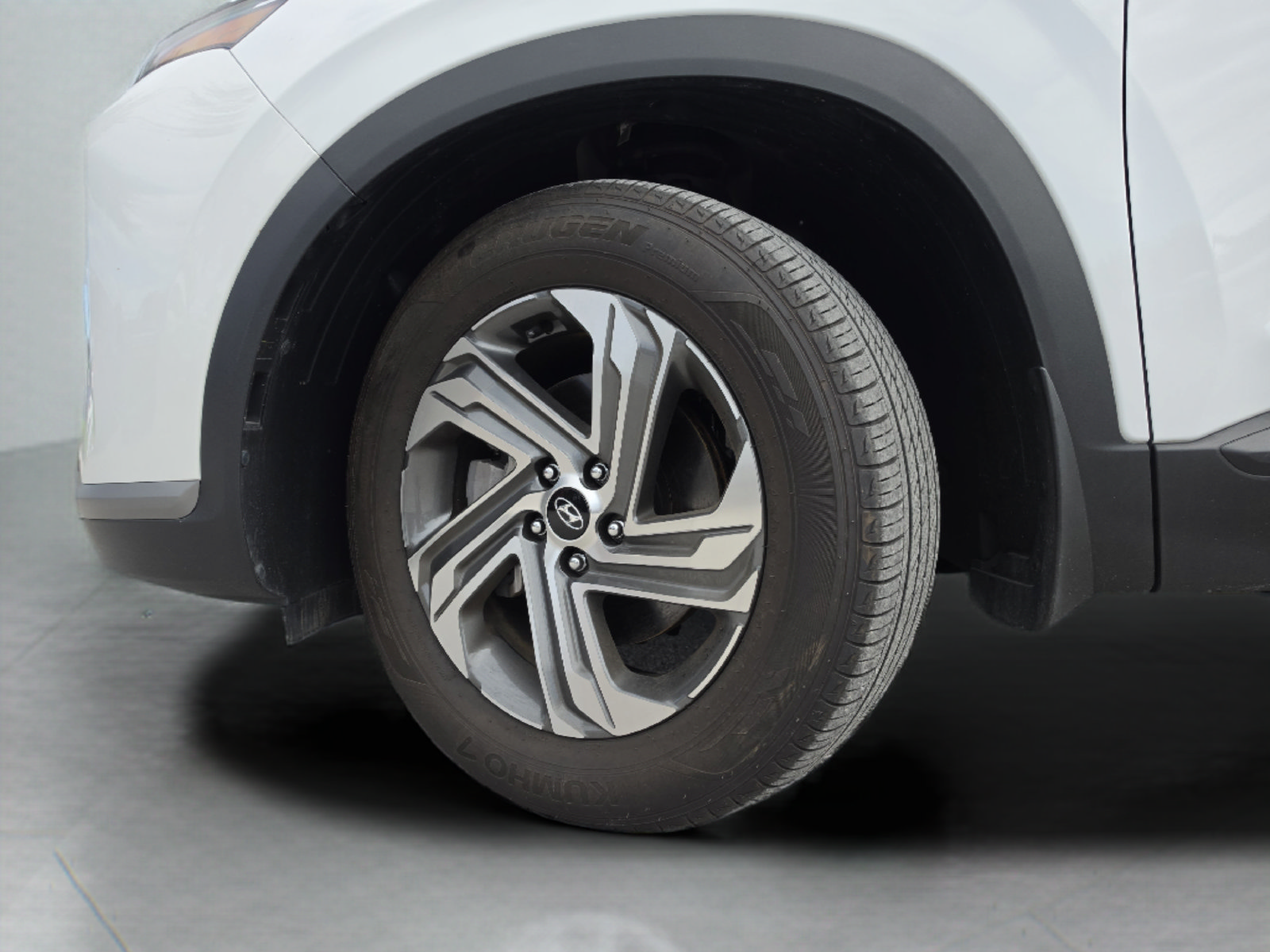 Used 2023 Hyundai Santa Fe SEL FWD image 40