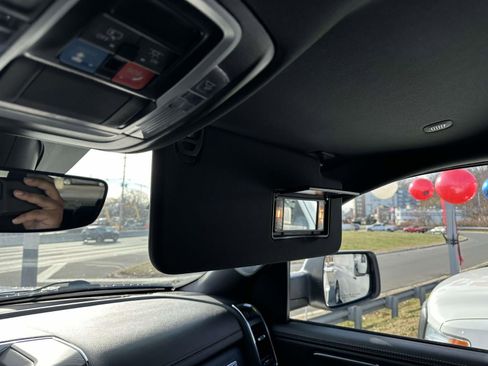 Used 2024 RAM 1500 Laramie image 17