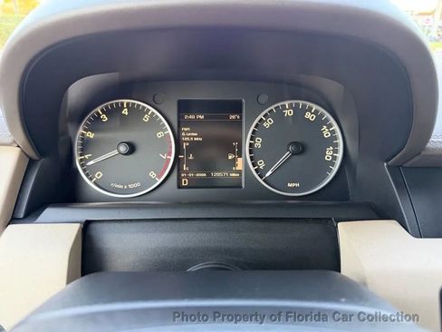 Used 2013 Land Rover LR4 HSE image 38