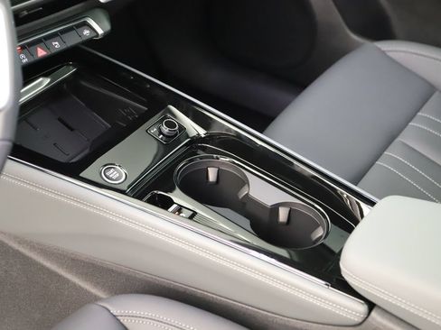 New 2026 Audi Q3 quattro 2.0T AWD/4WD image 17