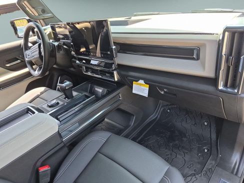 New 2026 GMC Hummer EV 4x4 Crew Cab image 28
