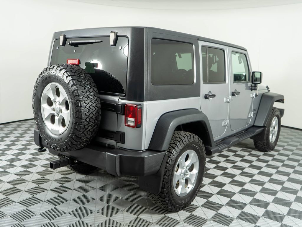 Used 2017 Jeep Wrangler Unlimited Sport w/ Quick Order Package 24S AWD/4WD image 6