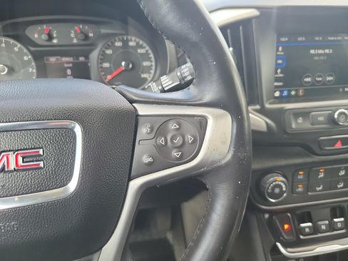 Used 2018 GMC Terrain SLE FWD image 19