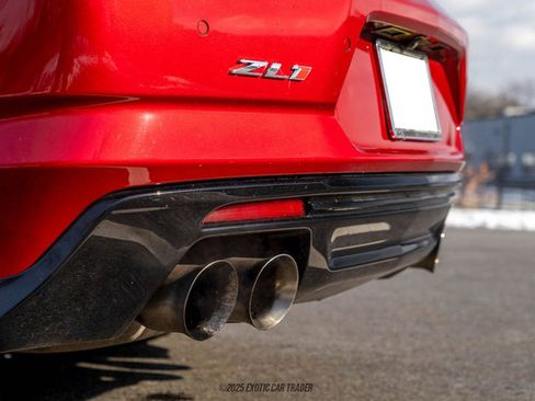 Used 2019 Chevrolet Camaro ZL1 image 67