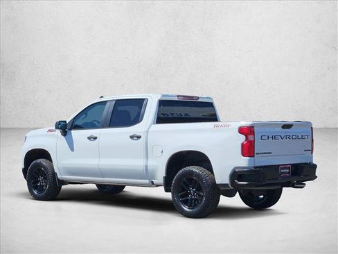 Certified 2021 Chevrolet Silverado 1500 Custom Trail Boss w/ LPO, Dark Essentials Package AWD/4WD image 6