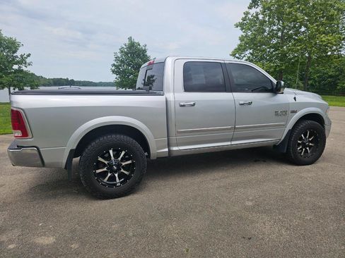 Used 2017 RAM 1500 Laramie w/ Convenience Group AWD/4WD image 4