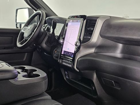 New 2026 RAM 2500 Tradesman AWD/4WD image 39