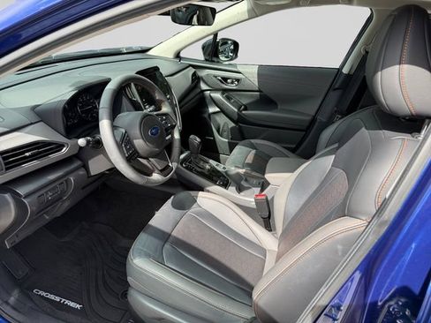 Used 2025 Subaru Crosstrek 2.5i Limited AWD/4WD image 11