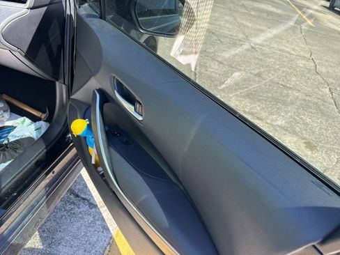 Used 2024 Toyota Corolla SE image 15