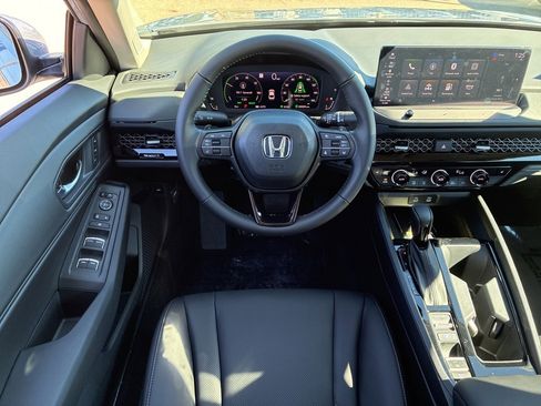 New 2025 Honda Accord EX-L image 14