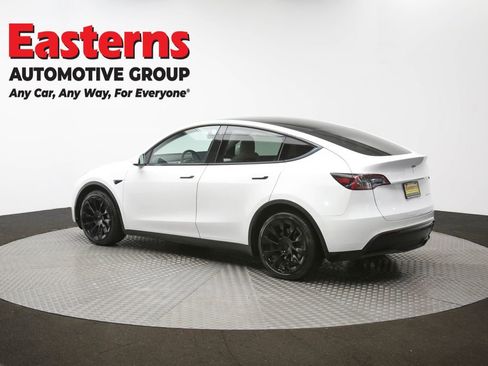 Used 2021 Tesla Model Y Long Range image 60